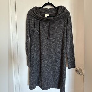 Long Gray Sweatshirt
